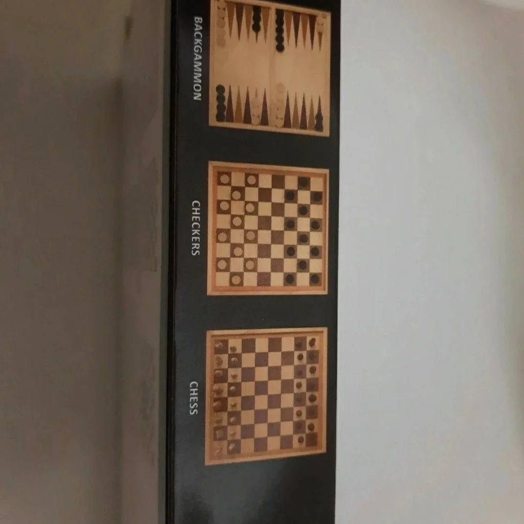 Wooden chess set – photo 3